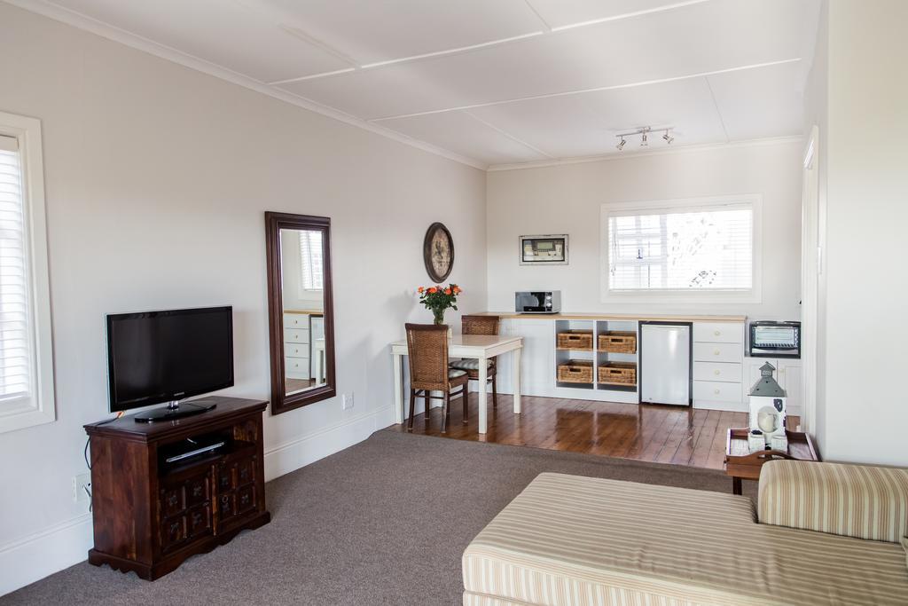 Nahoon Beach Villas Self Catering Apartments East London Exterior photo
